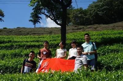 學(xué)術(shù)實踐比翼飛 校地攜手育英才-記中南財經(jīng)政法大學(xué)2015年暑期研究生社會實踐